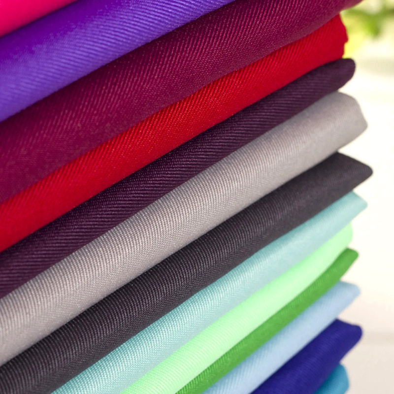 TMIE-08-4-1 Tessuto twill di popeline di poliestere con colori personalizzati da 110 g/m² di peso medio