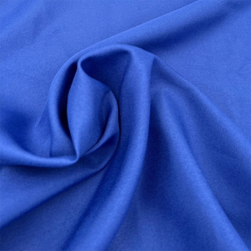 TMIE-03-1-4 Tessuto in poliestere minimo opaco twill blu di peso medio da 150 g/m²